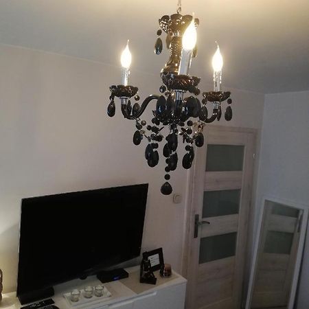 Kawalerka - Jelenia Gora, Dziel. Zabobrze Διαμέρισμα Εξωτερικό φωτογραφία